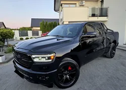 Dodge RAM 1500 5.7 V8 HEMI 390 CH