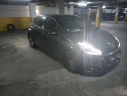 Peugeot 208 1.2 Signature