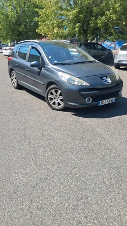 Peugeot 207 sw 1.6 VTI 120cv Ess année 2008 CT OK