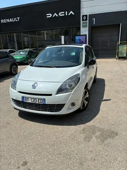 Renault grand scenic 1.5 dci 110cv bose boîte automatique
