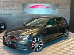 VOLKSWAGEN GOLF 2.0 TSI 220 BlueMotion Technology DSG6 GTI