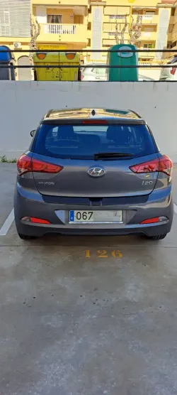 Hyundai i20 i20 1.2 Essence Essence