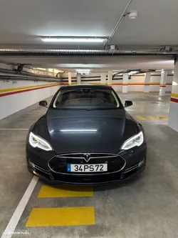 Tesla Model S P85D