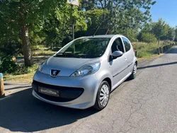 Peugeot 107 1.0 trendy 2-tronic 5 portes – boîte automatique – 35 649 km – apple carplay & android auto