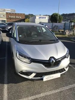 Renault Grand Scénic IV TCE 140 BUSINESS 7 P