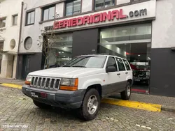 Jeep Grand Cherokee 2.5 TD Laredo