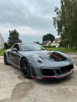 PORSCHE 911 991.2 Carrera 4 3.0 370