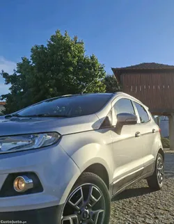 Ford Ecosport TITTANIUM FULL EXTRAS