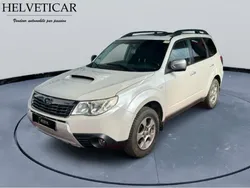 Subaru forester 2.0d 147ch 4x4 awd –attelage - camera - toit ouvrant - garantie 6 mois