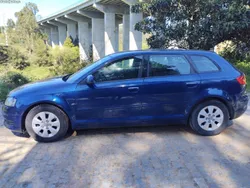 Audi A3 Sportback 1.6 TDI 105cv Attraction c/ Garantia