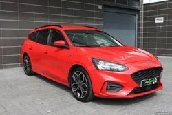 Ford Focus SW 1.0 EcoBoost S&S ST-LINE