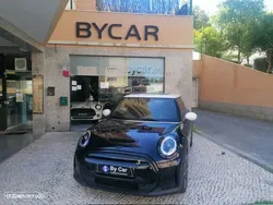 MINI 3 Portas Cooper SE Premium Extra Yours