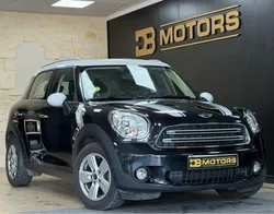 Garantie 12 mois MINI Countryman Cooper 1.6 L D 112 ch / Climatisation / Éclairage d’ambiance multicolore / Régulateur / Radar de recul