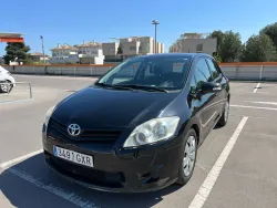 TOYOTA Auris 1.4D-4D Active