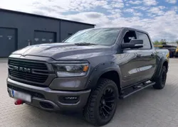 Dodge RAM 1500 Sport Crew Cab 5.7 V8 HEMI 4x4