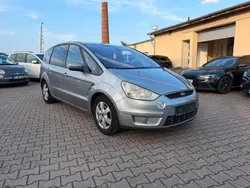 FORD S-MAX 2.0 TDCi 140 monospace, gris, 7 cv, 5 portes, première mise en circulation le 05/11/2008