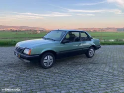 Opel Ascona 1.6 SR