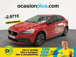 VOLVO V40 Cross Country D2 Momentum 120