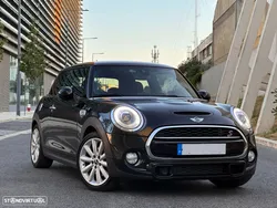 MINI 3 Portas Cooper S Auto Desportiva