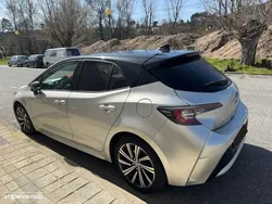 Toyota Corolla 1.8 Hybrid Square Collection
