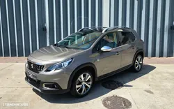 Peugeot 2008 1.2 PureTech Crossway