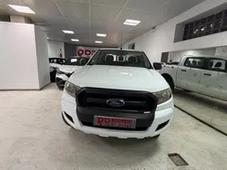 Pick-up Ford ranger double cabine 4x4 2.2l 160 cv garantie de 3 mois à 5 ans