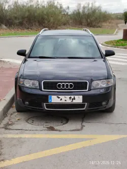 Audi A4 A4 Avant 2.5TDI quattro Tiptronic 180
