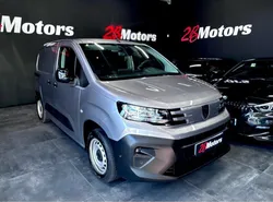 18.325HT•Peugeot Partner L1 1.5 BlueHDi 102ch Premium Connect•FULL OPTIONS•3Places•Camera•Radars AV/ AR•Carplay•GPS•Roue de secours•TVA récupérable•CONTRAT REVISIONS INCLUSES
