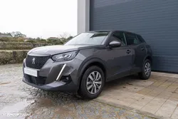 Peugeot 2008 PureTech 130 Allure Pack