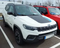 JEEP Compass 1.3 PHEV Trailhawk EAWD Aut. 240