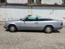 Mercedes-Benz E 220 Cabriolet, A124/W124,150 cv, 1997,c/ hardtop e windshield