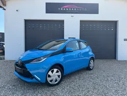 TOYOTA AYGO 1.0 VVT-i x-play