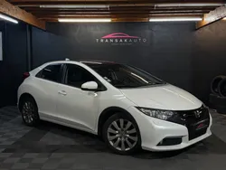 HONDA CIVIC 1.8 i-VTEC Exclusive / ENTRETIEN COMPLET / CAMÉRA / TOIT PANORAMIQUE