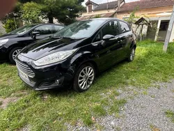 Ford fiesta titanium pack led