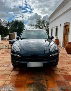 Porsche Cayenne Platinum Edition