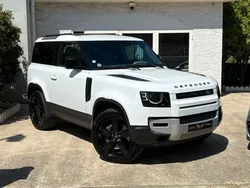 Land Rover Defender 90 3.0 V6 P400 HSE Dynamic 5 places