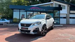 Peugeot 3008 II 1.6 GT Line / DISTRI À JOUR / CARPLAY / CAMÉRA DE RECUL / SIÈGES CHAUFFANTS-ÉLECTRIQUES