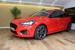 Ford Focus 1.0 EcoBoost S&S ST-LINE