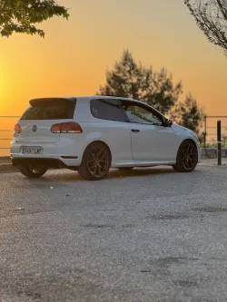 Volkswagen Golf GTI 2.0 TSI