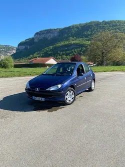 Peugeot 206 1.4 75CH DISTRIBUTION NEUF REVISER CT OK
