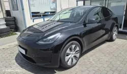 Tesla Model Y Standard RWD