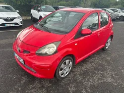 Toyota Aygo 1.0 essence 68cv 5 portes 12/2005 187000km