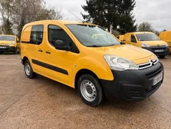 Citroen berlingo 1.6 hdi 75 - 3 places - porte laterale - prix ttc