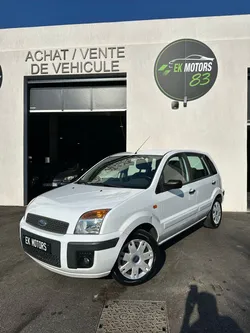 Ford FUSION 1.4 16V 80CH TREND - 1 ÈRE MAIN - ENTRETIEN À JOUR - 139 990 KMS