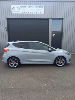 Ford Fiesta ST 200 Performance 2019 avec seulement 115 000 KM GPS Camera B&O - GARANTIE 12 MOIS