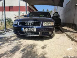 Audi A8 quattro