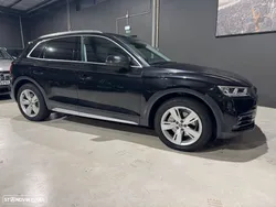 Audi Q5 2.0 TDi quattro S-line S-tronic