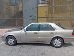 Mercedes-Benz C 180 Elegance