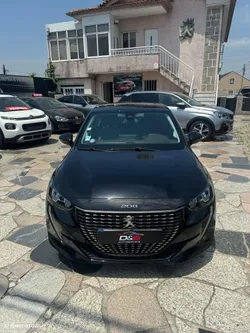 Peugeot 208 PureTech 100 Allure