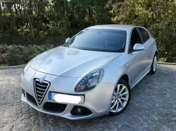 Alfa Romeo Giulietta Veloce JTDM 1 dono